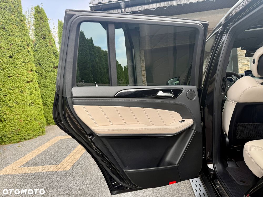 Mercedes-Benz GLS AMG 63 4-Matic - 28