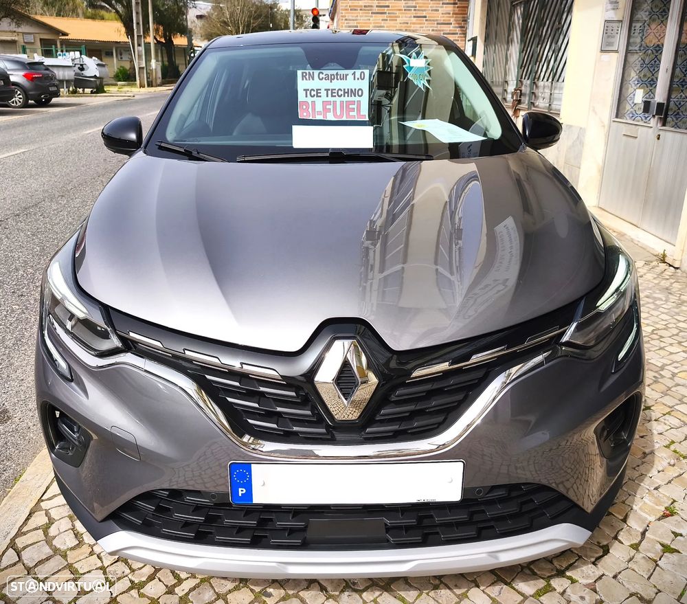 Renault Captur 1.0 TCe Techno Bi-Fuel - 4