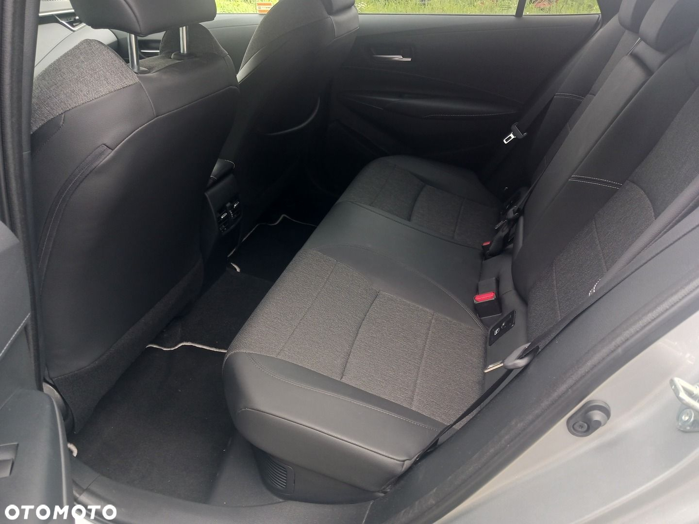 Toyota Corolla - 10