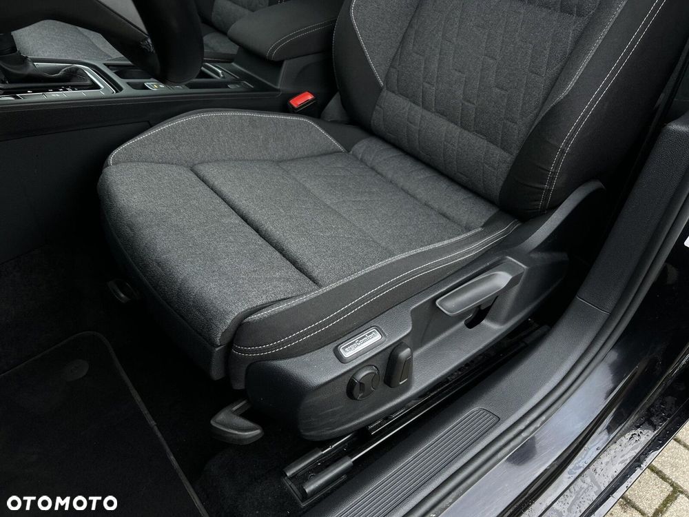 Volkswagen Passat Variant - 13