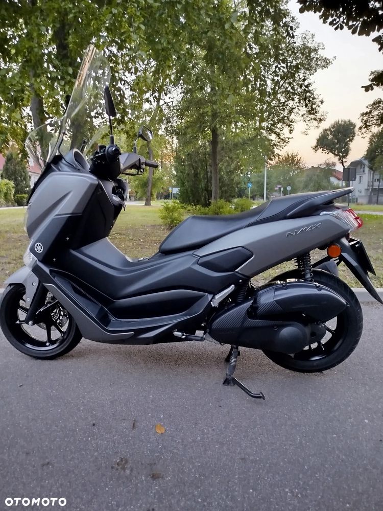 Yamaha NMAX - 12