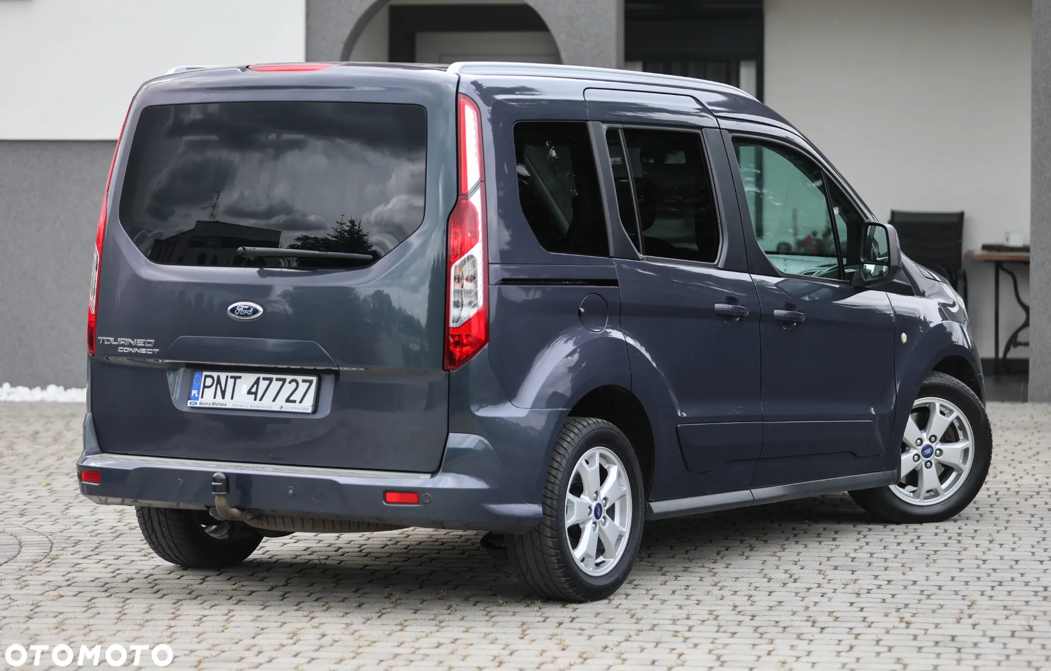 Ford Tourneo Connect - 8