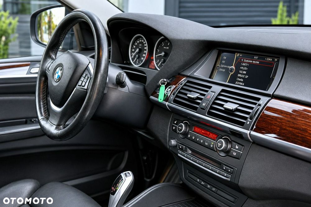 BMW X6 2013