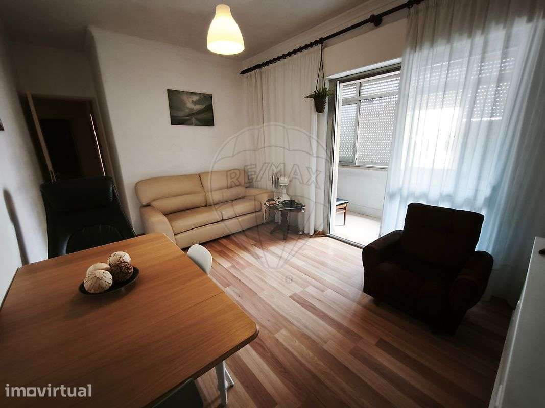 Apartamento T1 para venda - Grande imagem: 2/22