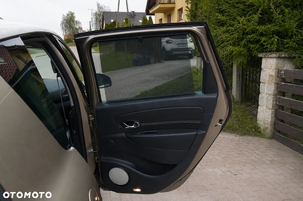 Renault Scenic Energy dCi 130 Euro 6 S&S Bose Edition - 26