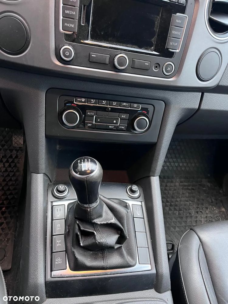 Volkswagen Amarok - 7