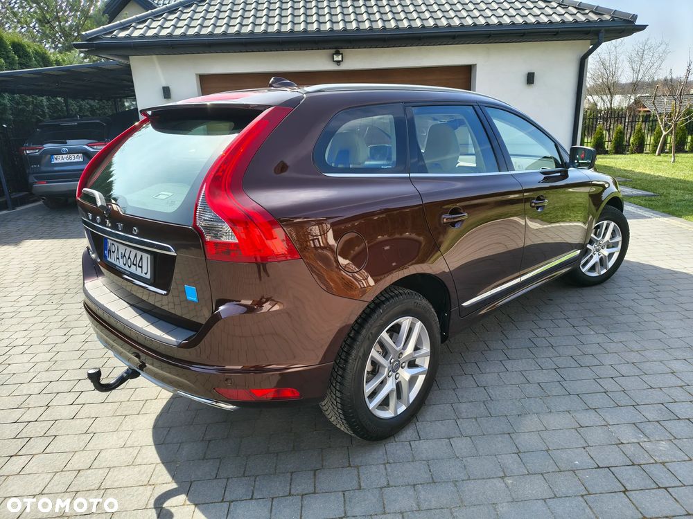 Volvo XC 60 D4 AWD Summum - 4