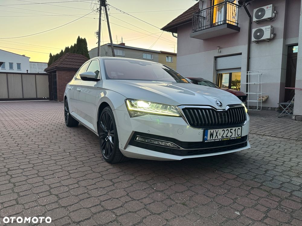 Skoda Superb 2019 photo 2