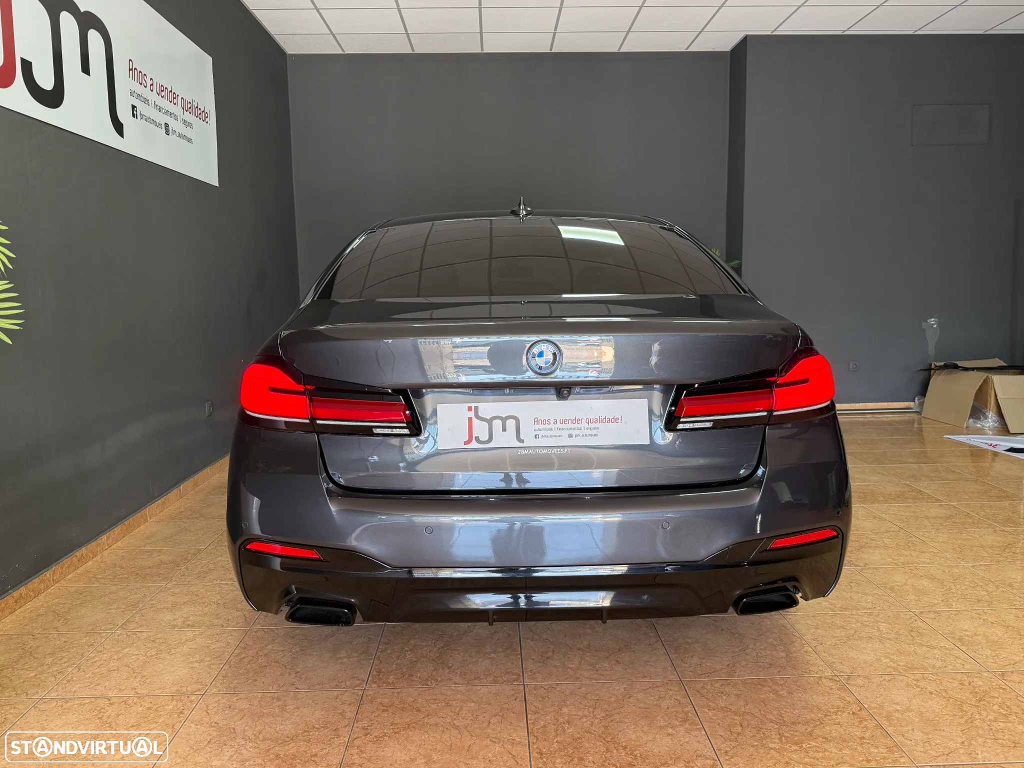 BMW 530 e Pack M - 16