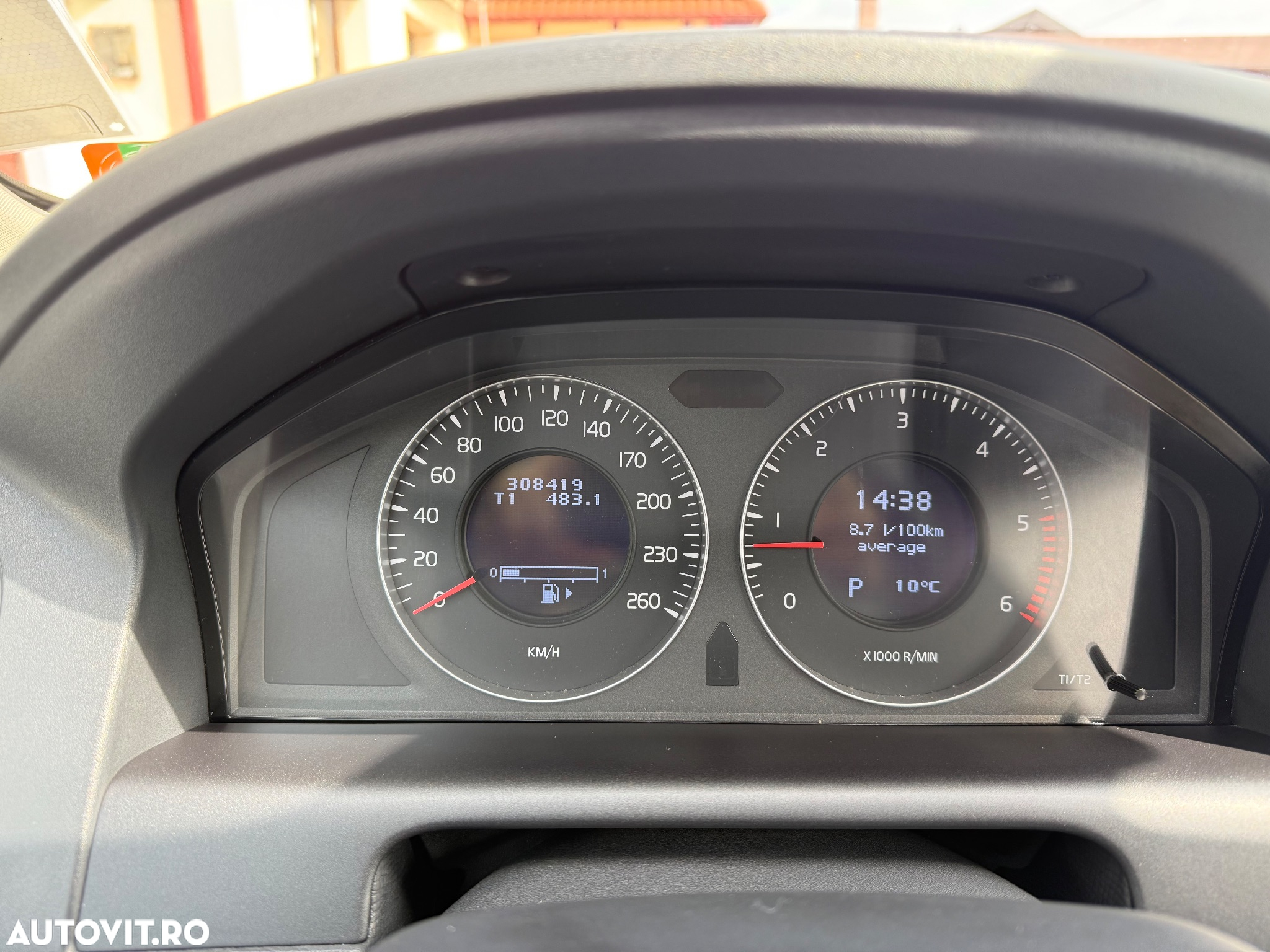 Volvo XC 60 2.4D AWD Aut. Momentum - 17