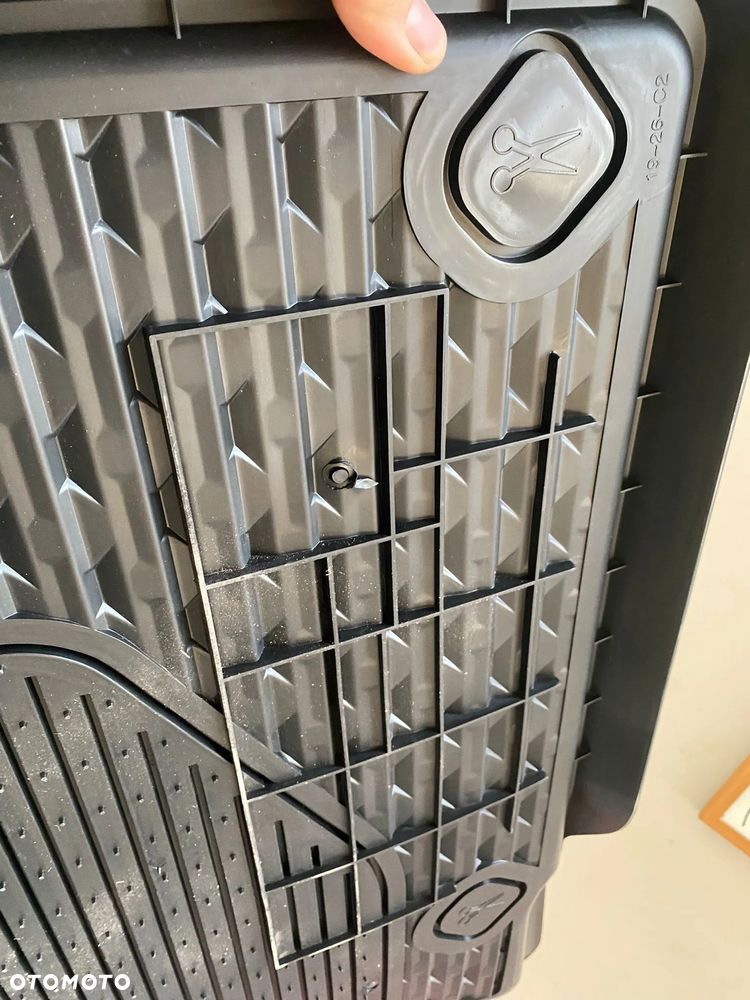 Dywaniki gumowe Ram 2019- duża kabina - 9