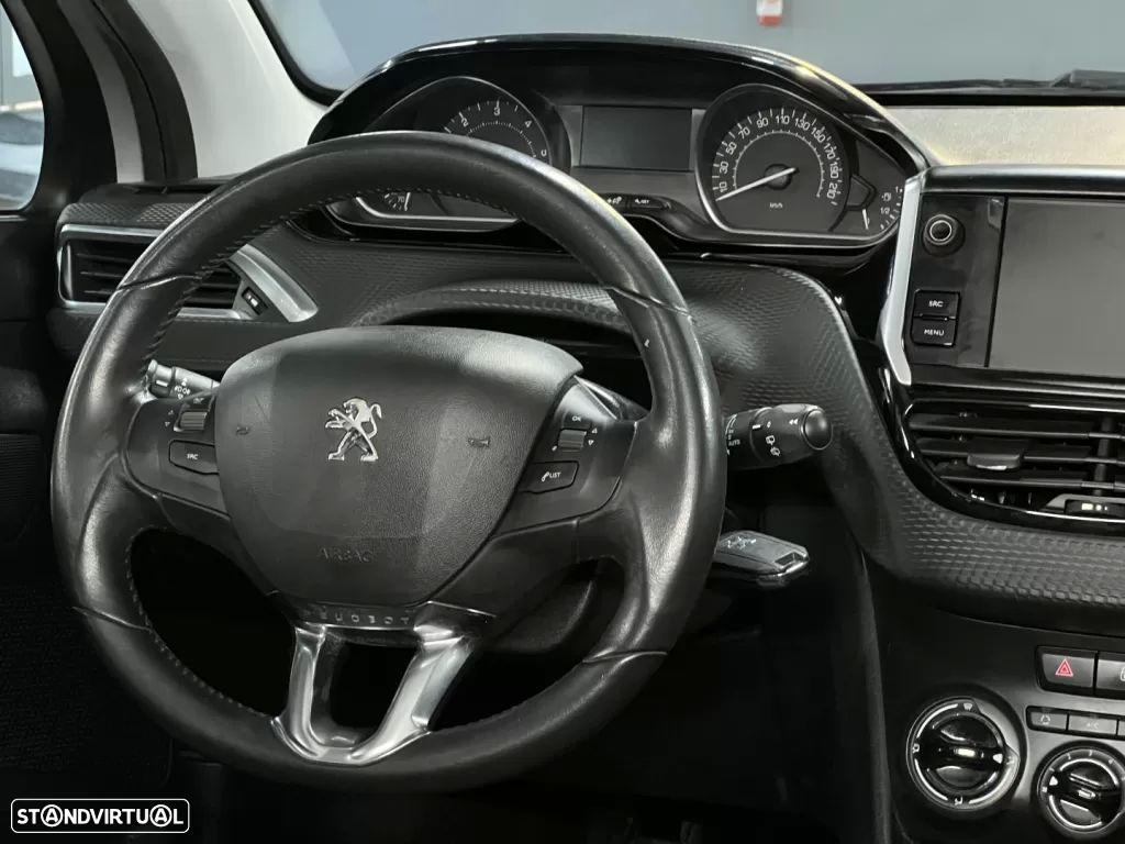 Peugeot 208 1.6 BlueHDi Allure - 14