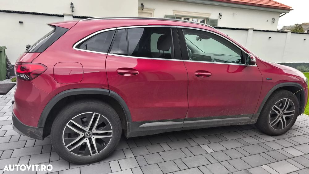 Mercedes-Benz GLA 250 e - 6
