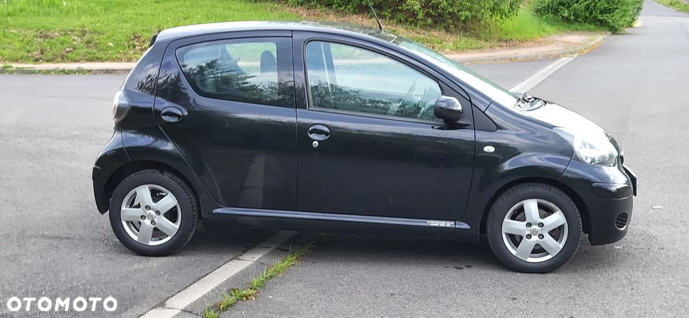 Toyota Aygo City - 4