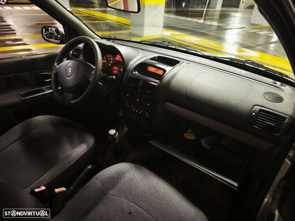 Renault Clio 1.2 Confort Authentique - 16
