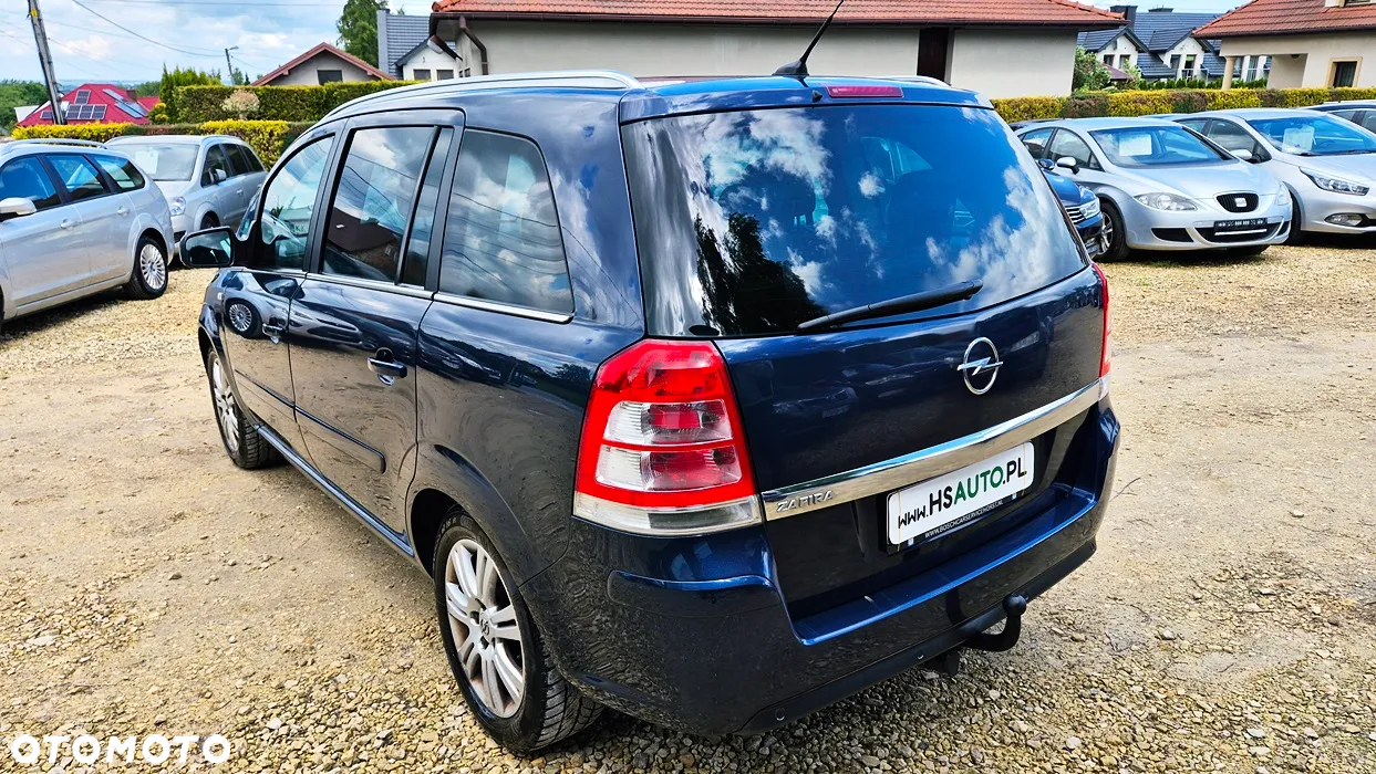 Opel Zafira 1.8 Cosmo - 22