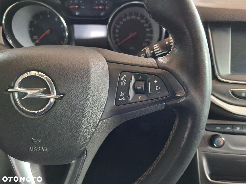 Opel Astra - 18