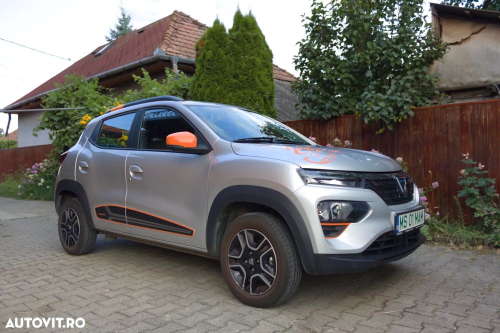 Dacia Spring Expression - 1