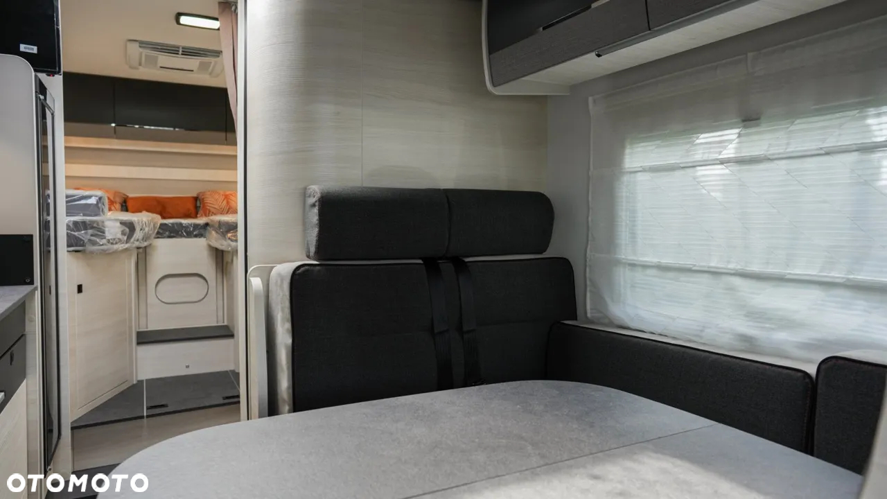 Ford Chausson 627 GA Titanium Ultimate - 29