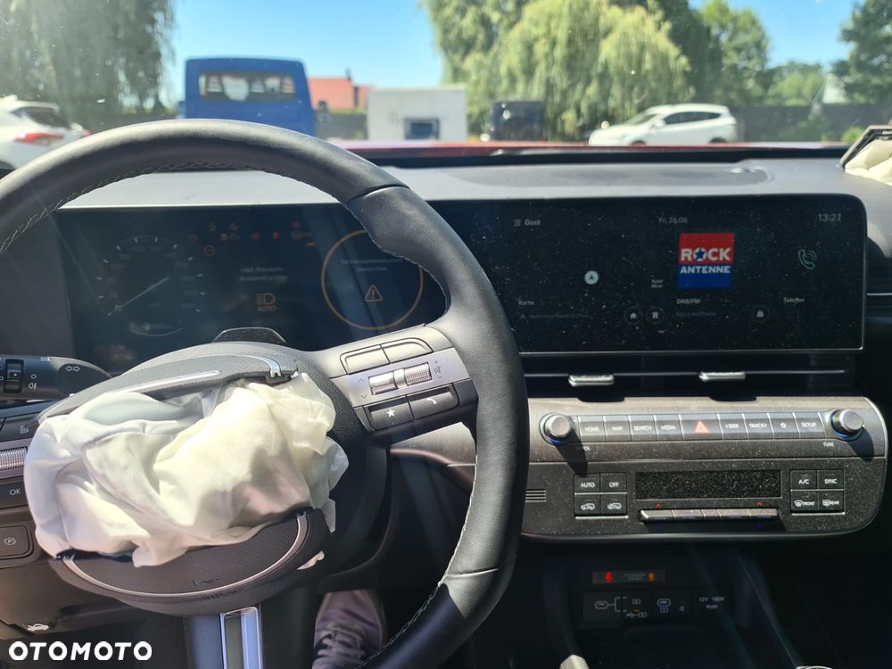 Hyundai Kona - 8