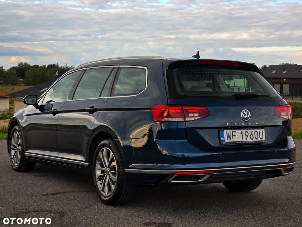 Volkswagen Passat Variant 2.0 TDI EVO Elegance DSG - 5