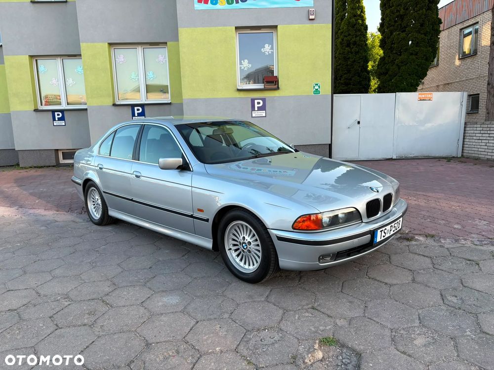 BMW Seria 5 - 10