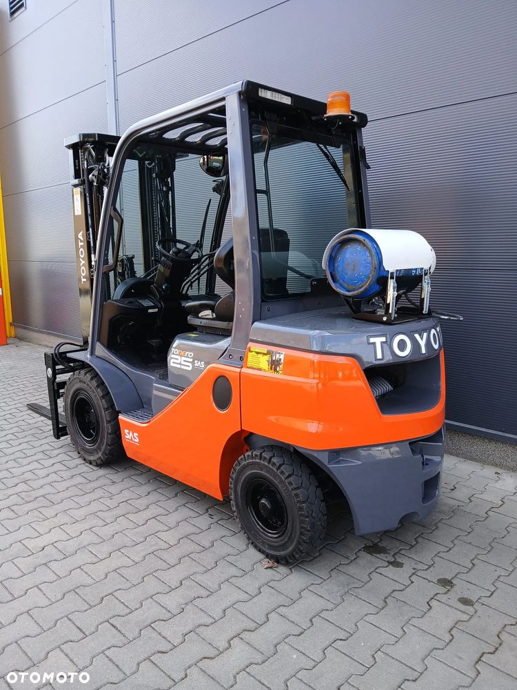 Toyota 02-8FGF25 - 5