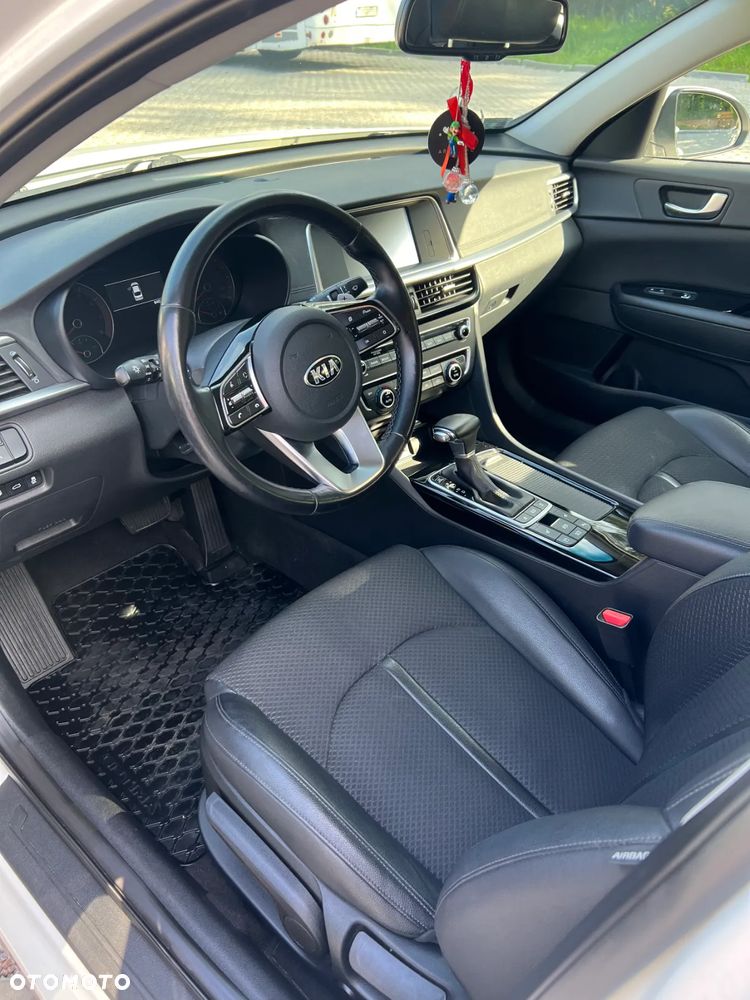 Kia Optima 1.6 T-GDI L DCT - 10