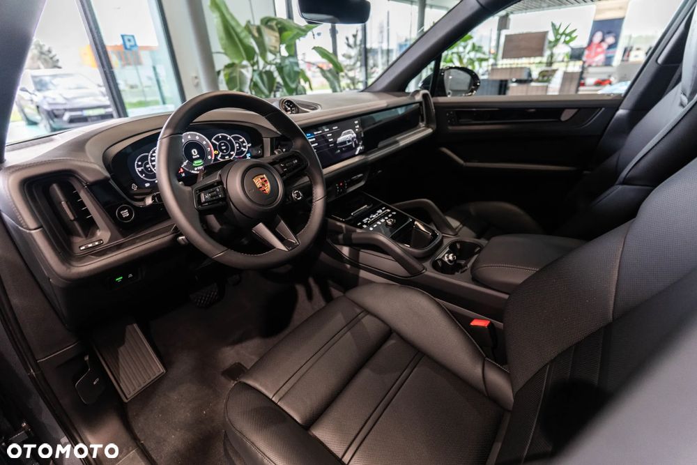 Porsche Cayenne E-Hybrid PHEV Black Edition - 8