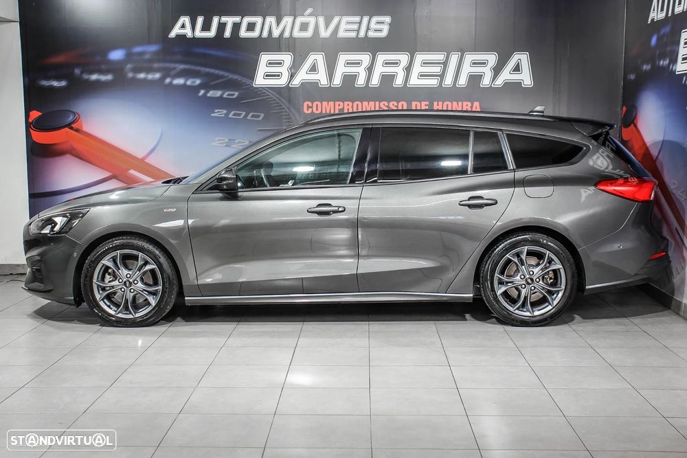 Ford Focus SW 1.5 TDCi EcoBlue ST-Line - 10