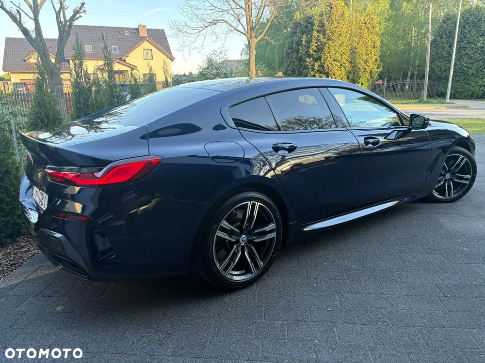 BMW Seria 8 - 13