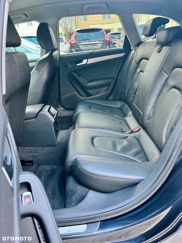 Audi A4 Allroad - 33