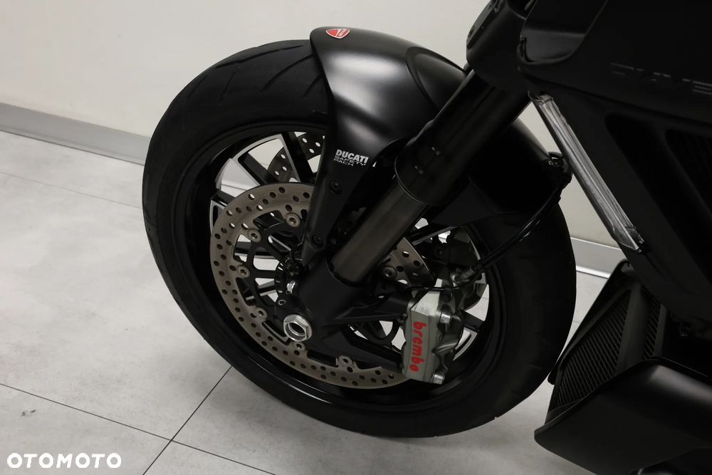Ducati Diavel - 35