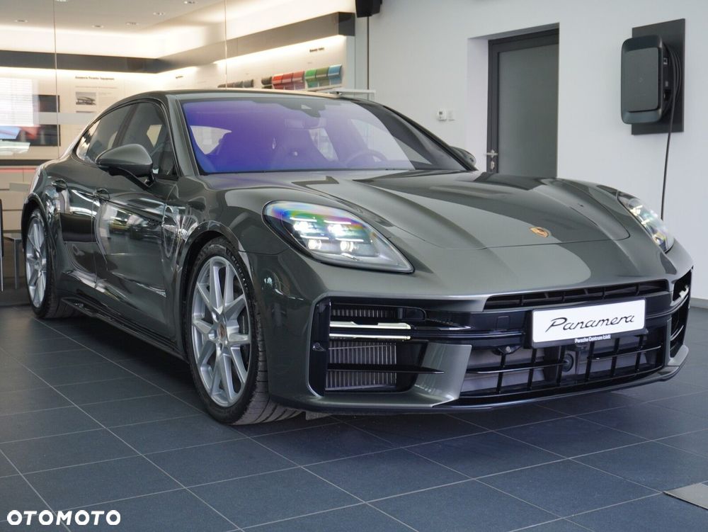 Porsche Panamera 4 E-Hybrid PHEV - 6