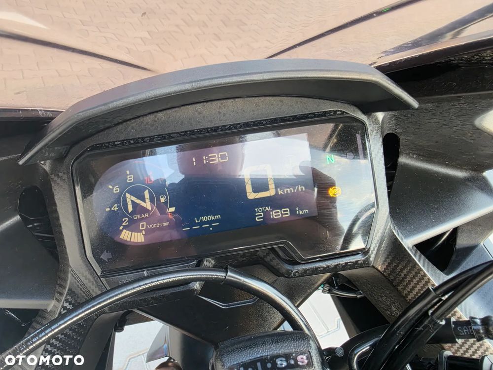 Honda CB - 19
