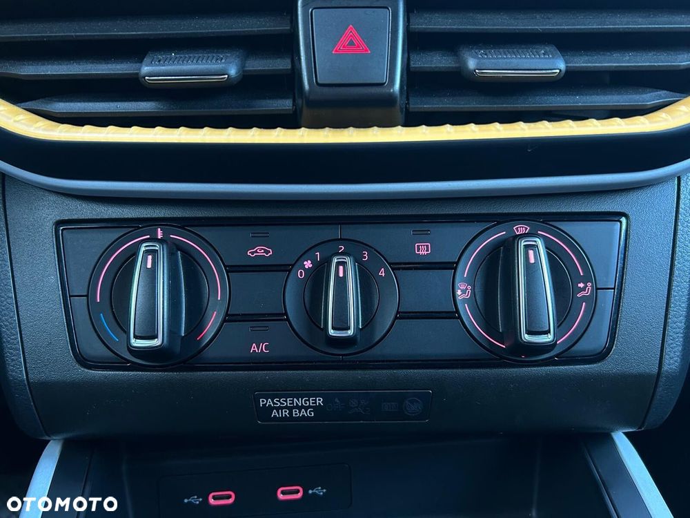 Seat Arona 1.0 TSI Style S&S DSG - 25