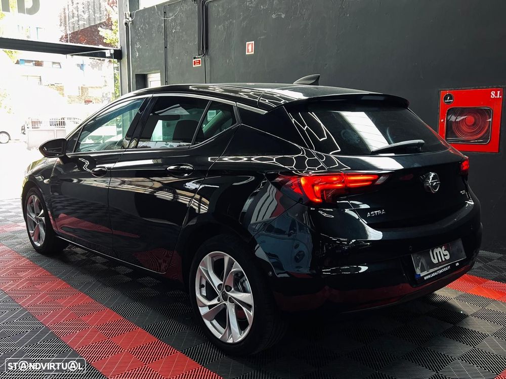 Opel Astra 1.6 CDTI Dynamic Sport S/S - 10