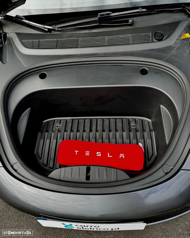 Tesla Model 3 Standard Range Plus RWD - 24