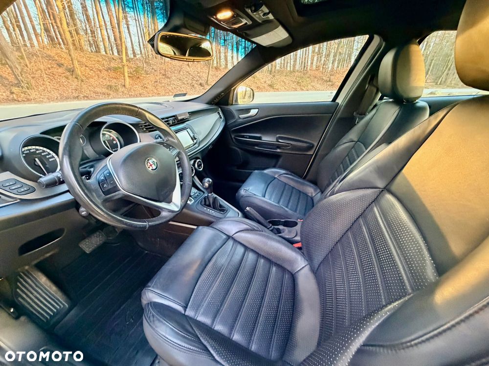 Alfa Romeo Giulietta 1.4 TB MultiAir Distinctive TCT - 12