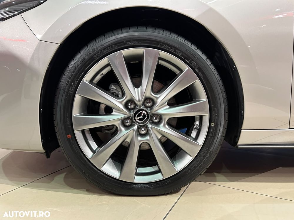 Mazda 3 e-Skyactiv X186 AT MHEV Center-Line - 17