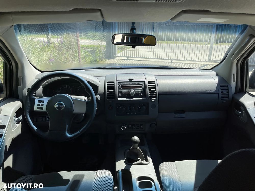 Nissan Navara 2.5 dCi Double Cab LE - 4