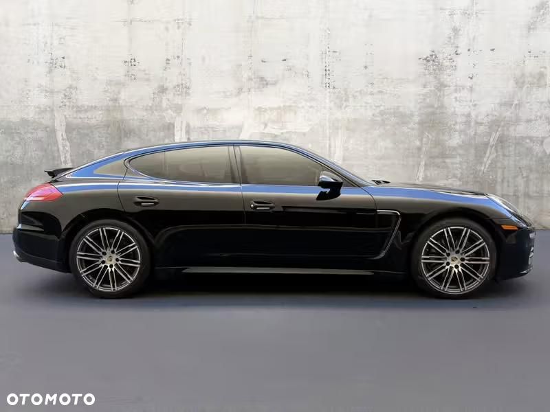 Porsche Panamera 4 PDK - 5