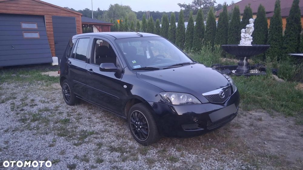 Mazda 2 1.4 Core + - 3