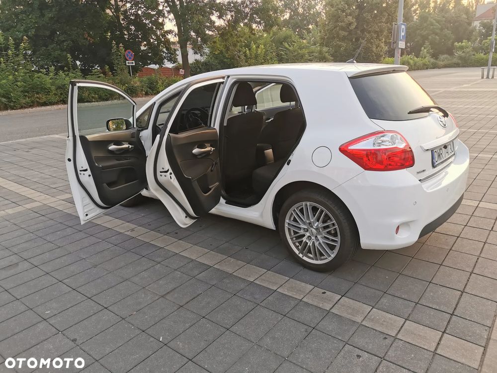 Toyota Auris 1.6 Valvematic Life - 14