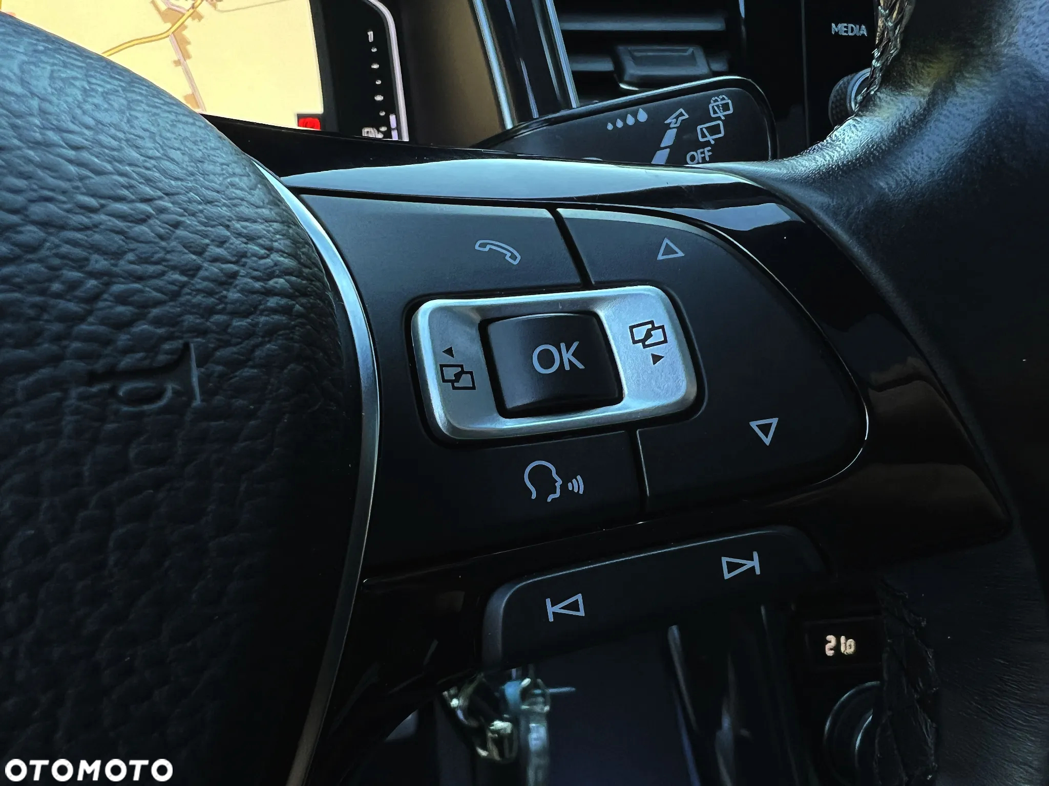Volkswagen T-Roc 1.5 TSI ACT Premium - 28