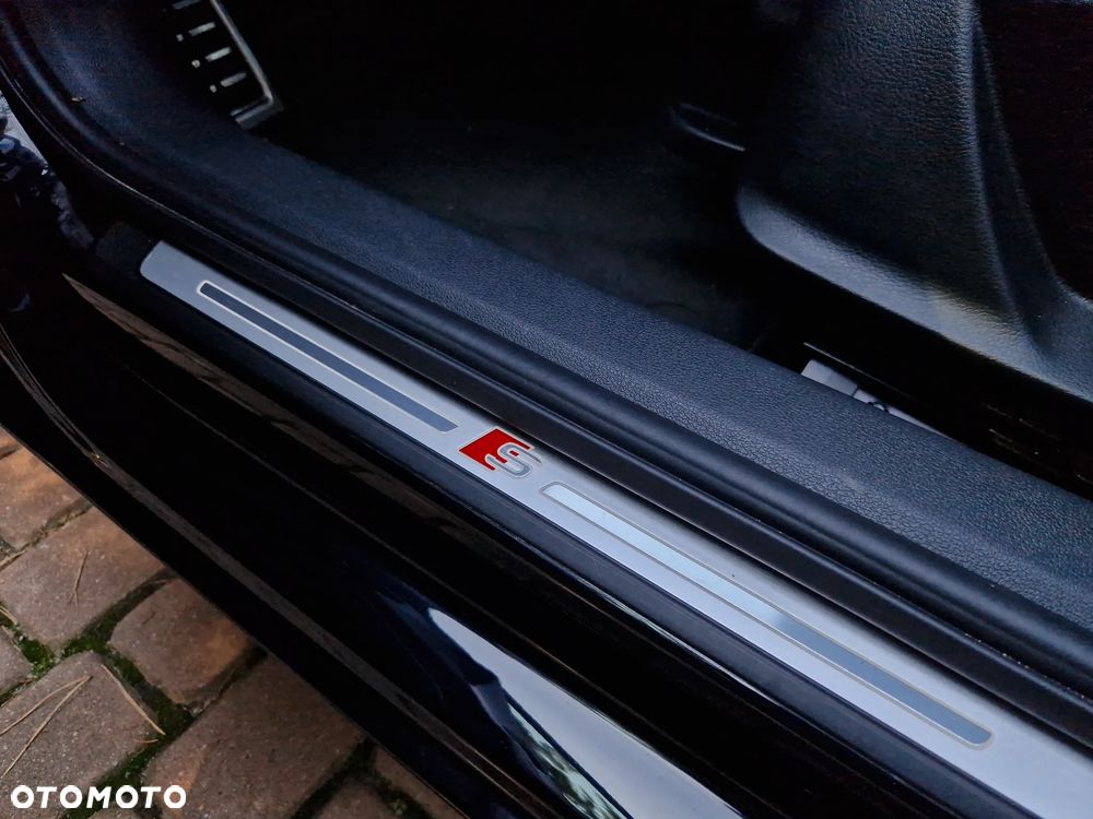Audi A4 Limousine 35 TFSI mHEV S Line S tronic - 27