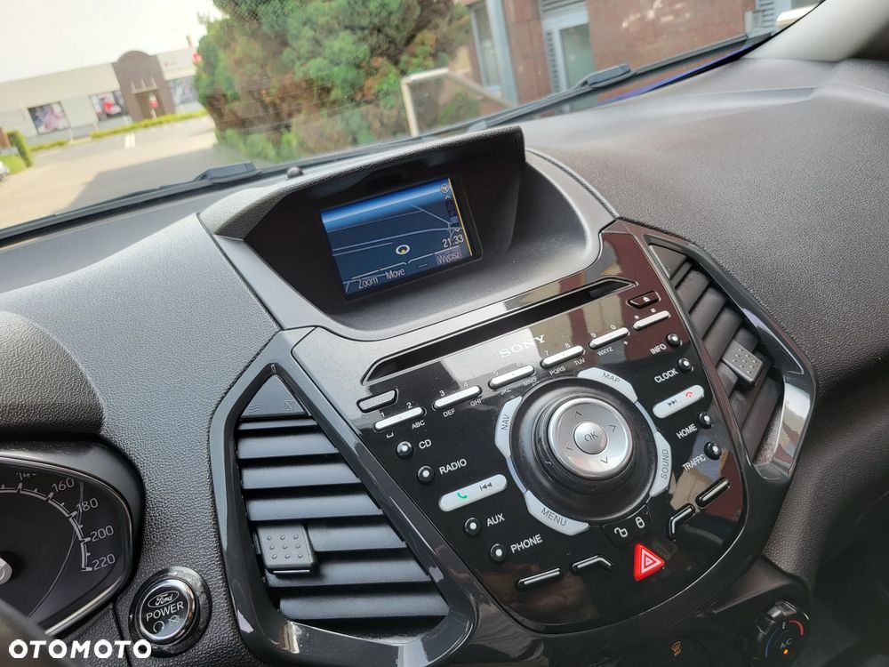 Ford EcoSport - 10