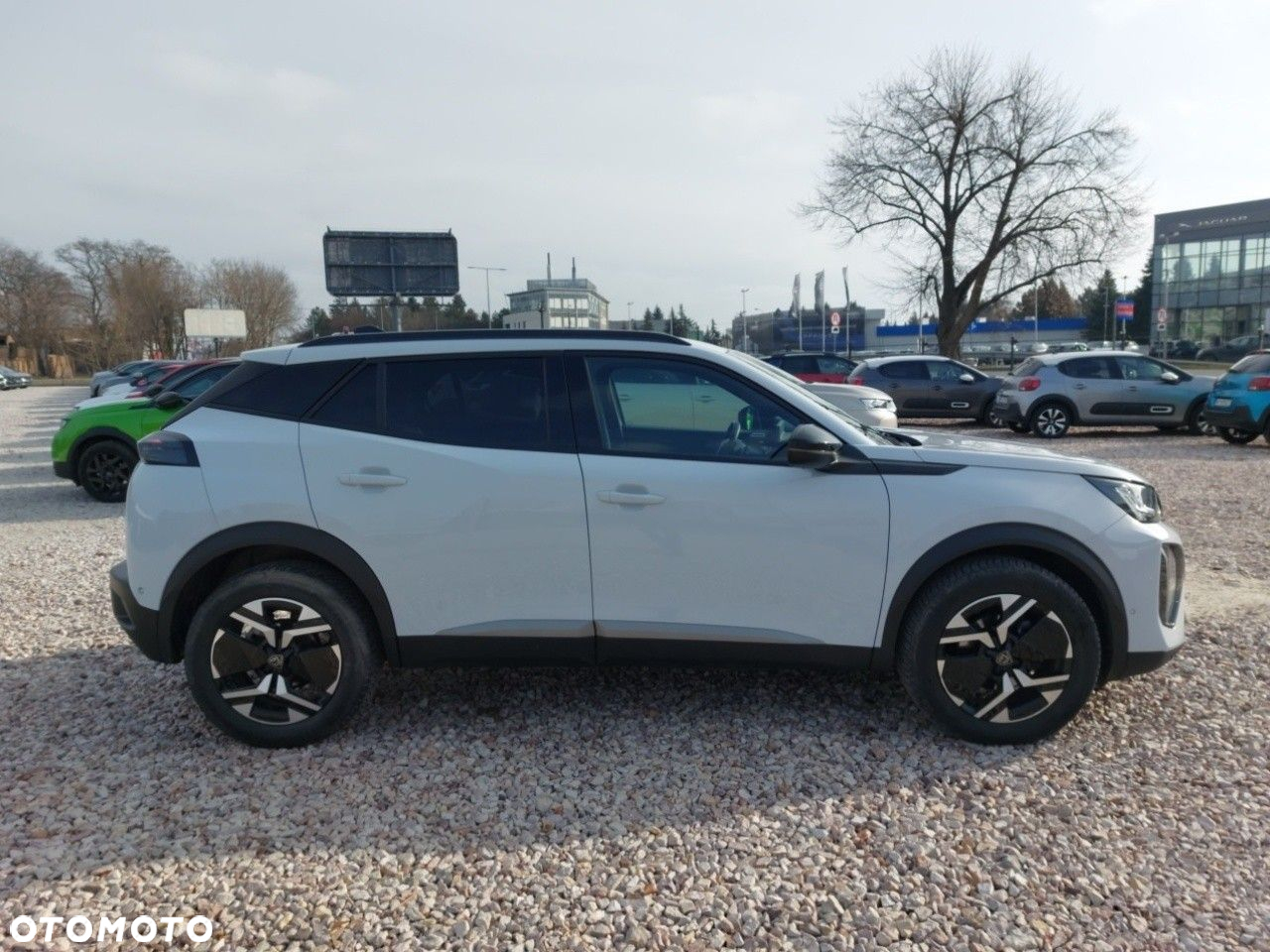 Peugeot 2008 1.2 PureTech Allure Pack S&S EAT8 - 4