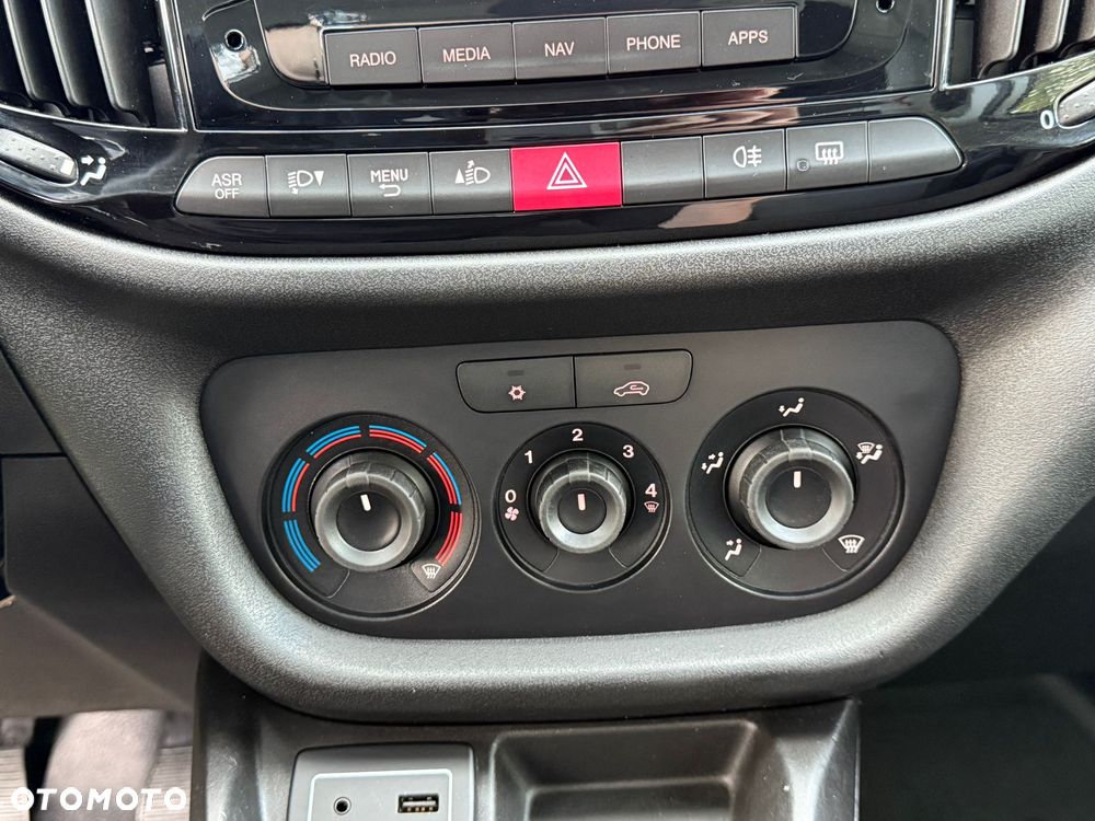 Fiat Doblo - 32