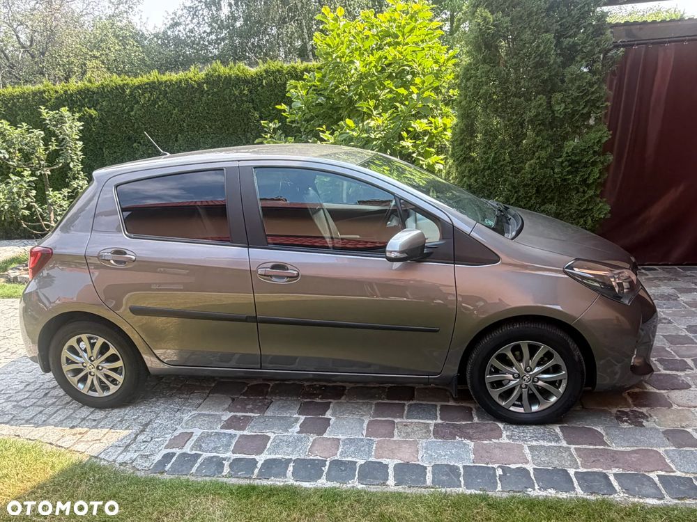 Toyota Yaris 1.33 Premium - 3